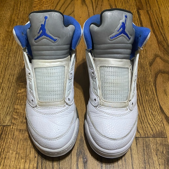 Air Jordan 5 Retro Stealth Sneakers - Picture 2 of 13